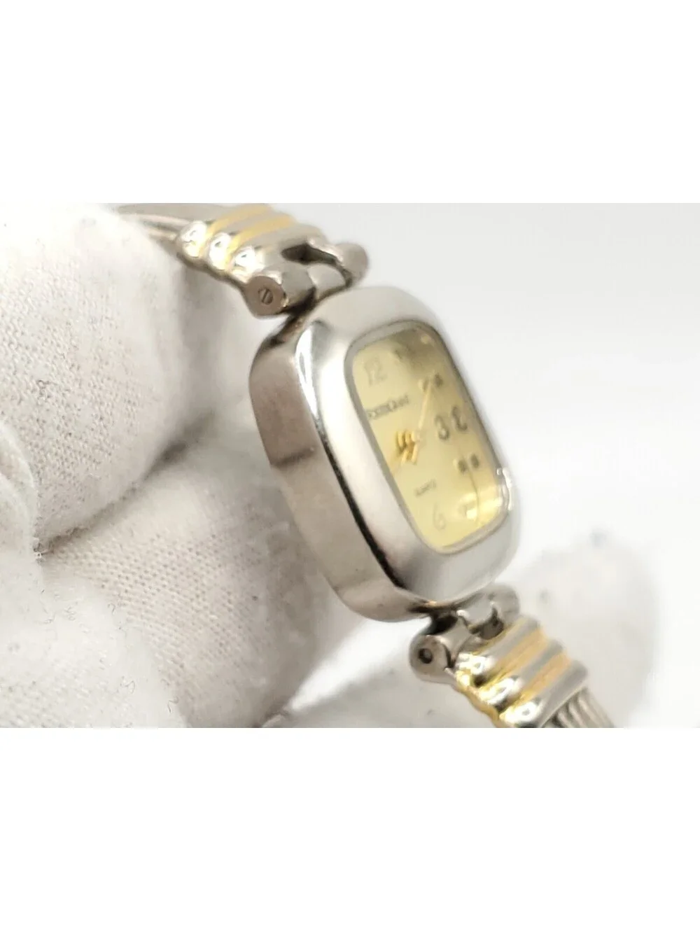 Foster Grant Quartz Watch Womens New Battery Two-Tone Dial 20mm